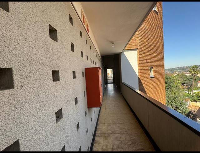 1 BEDROOM APARTMENT FOR SALE IN CYRILDENE